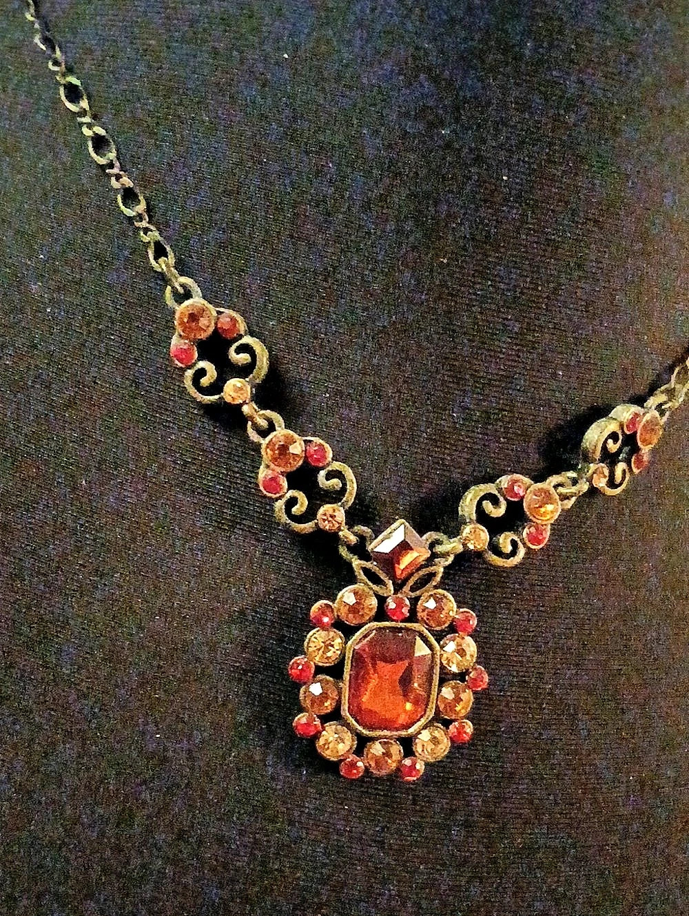 Vintage Avon Heirloom Faux Topaz Necklace 18"